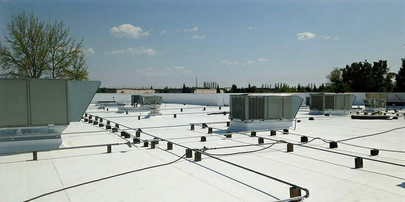 roof maintenance companies